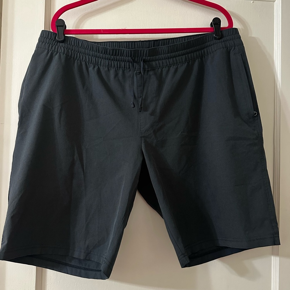 Kuhl men’s black shorts size XXL